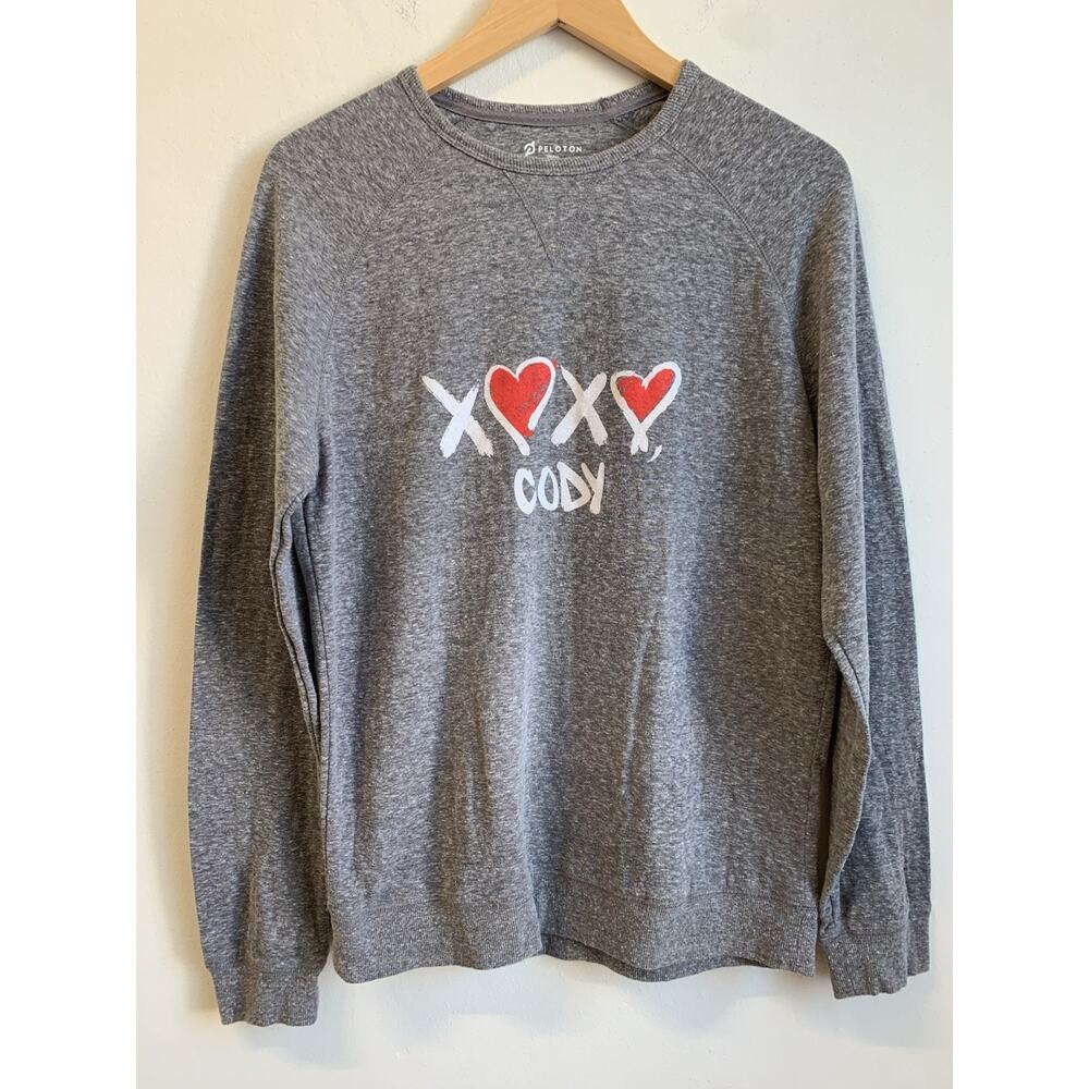 Peloton XOXO Cody Crewneck Pullover Sweatshirt Heathered Grey Logo Sz Small